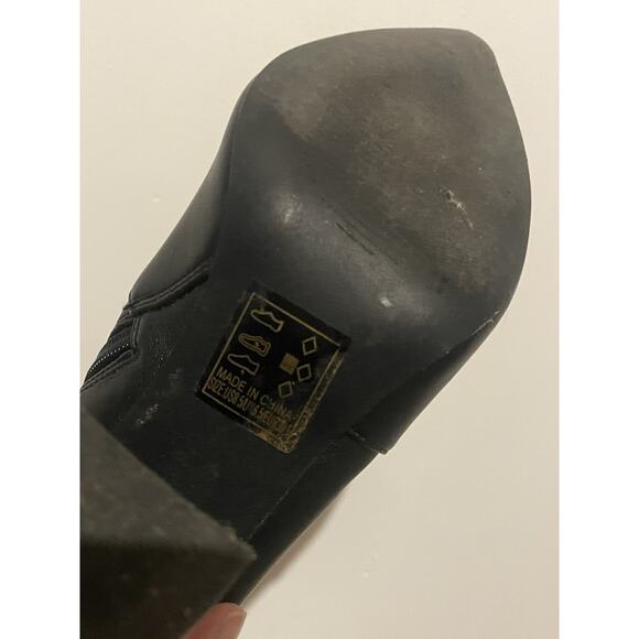Qupid Signal 99x Block Heel Booties -‎ Black Size 8.5 - Picture 9 of 9